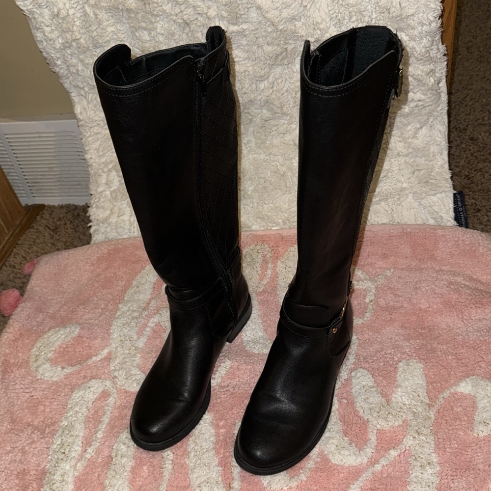 Guess Black tall Boots with low heel EUC Size 9